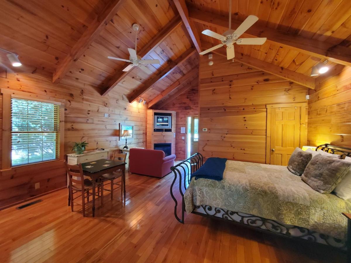 New River Trail Cabins Galax ภายนอก รูปภาพ