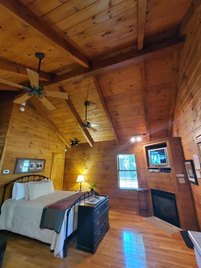 New River Trail Cabins Galax ภายนอก รูปภาพ