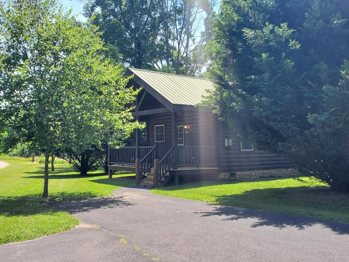New River Trail Cabins Galax ภายนอก รูปภาพ