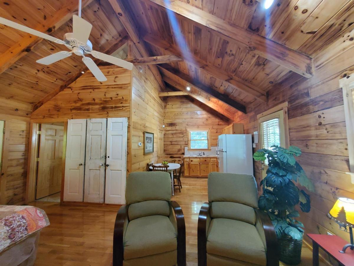 New River Trail Cabins Galax ภายนอก รูปภาพ