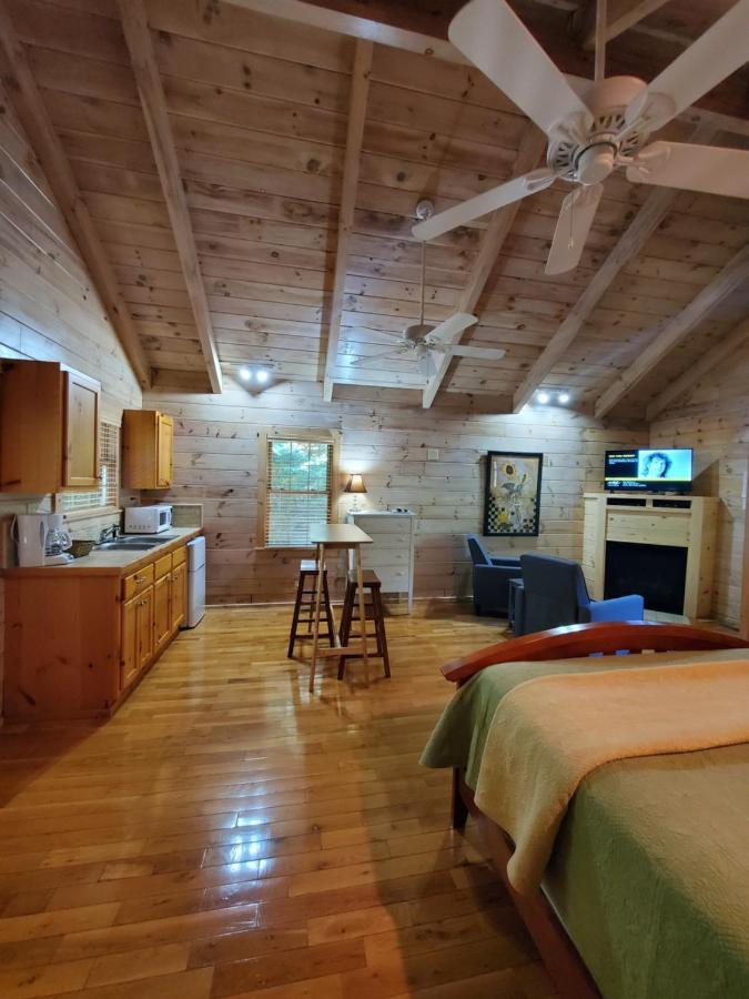 New River Trail Cabins Galax ภายนอก รูปภาพ