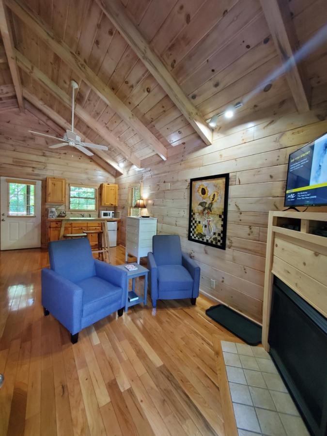 New River Trail Cabins Galax ภายนอก รูปภาพ